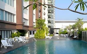 Sunee Grand Hotel And Convention Center